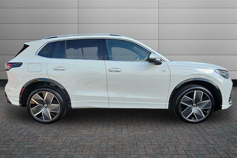 Volkswagen Tiguan 1.5 Etsi 150 R-line Dsg DG26YBN White #4