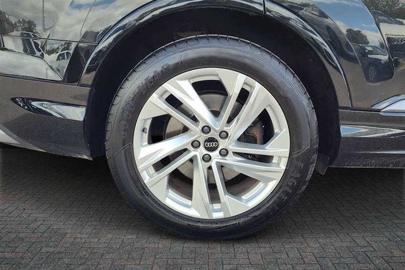 Audi Q7 50 Tdi Quattro S Line Tiptronic KY23NRF Black #5
