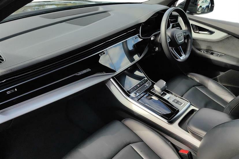Audi Q7 50 Tdi Quattro S Line Tiptronic KY23NRF Black #2
