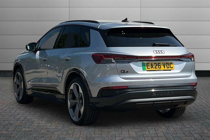 Audi Q4 E Tron 210Kw 45 82Kwh Black Edition EA26VDC #3