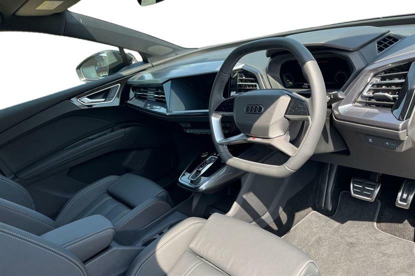 Audi Q4 E Tron 210Kw 45 82Kwh Black Edition EA26VDC #6