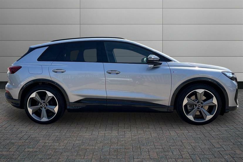Audi Q4 E Tron 210Kw 45 82Kwh Black Edition EA26VDC #4