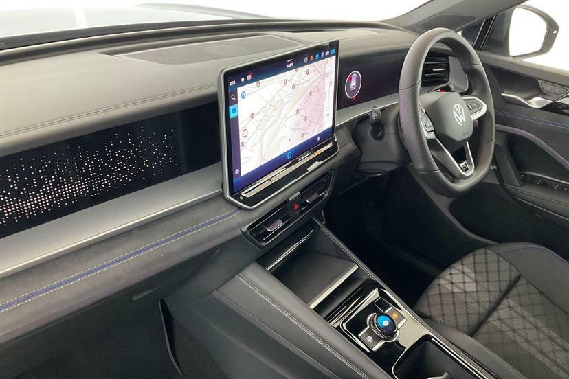 Volkswagen Tayron 1.5 Tsi Ehybrid R-line Dsg6 AO26UVA Purple #2