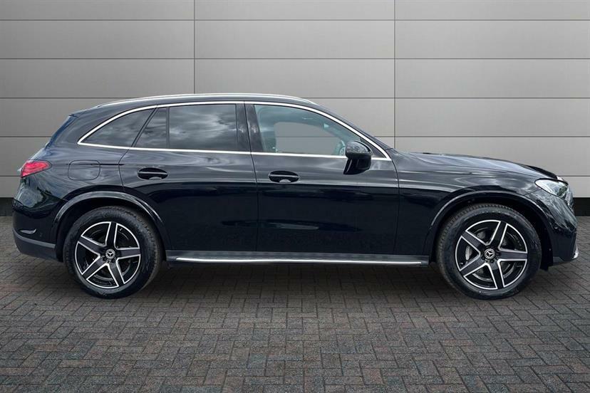 Mercedes-Benz GLC Class 220D 4Matic Amg Line 9G-tronic KN25ZPM Black #3