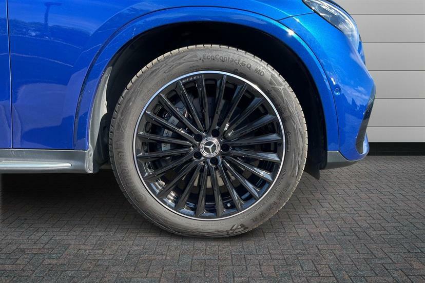 Mercedes-Benz GLC Class 300D 4Matic Amg Line Premium 9G-tronic Blue #4