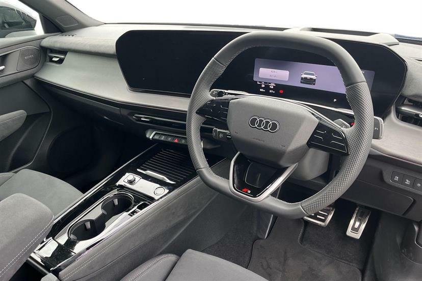 Audi Q3 1.5 E-hybrid Edition 1 S Tronic Soundvision LS26WYA Blue #6