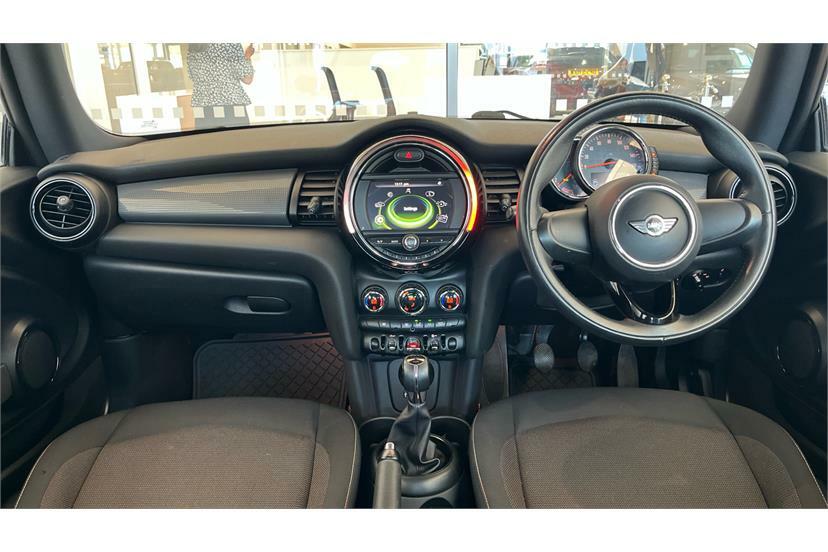 Mini Hatch 1.5 Cooper HK14KZZ Red #4