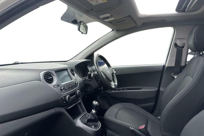 Hyundai I10 1.2 Premium Se AK18TUH White #2