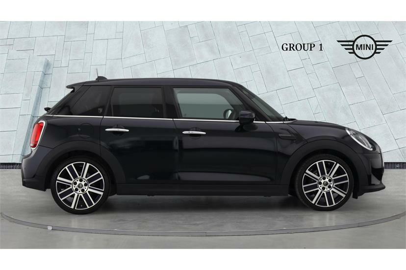 Mini Hatch 1.5 Cooper Exclusive Nav Pack FY22VNC Black #3