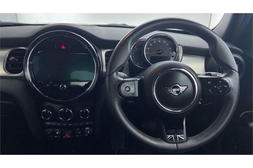 Mini Hatch 1.5 Cooper Exclusive Nav Pack FY22VNC Black #5