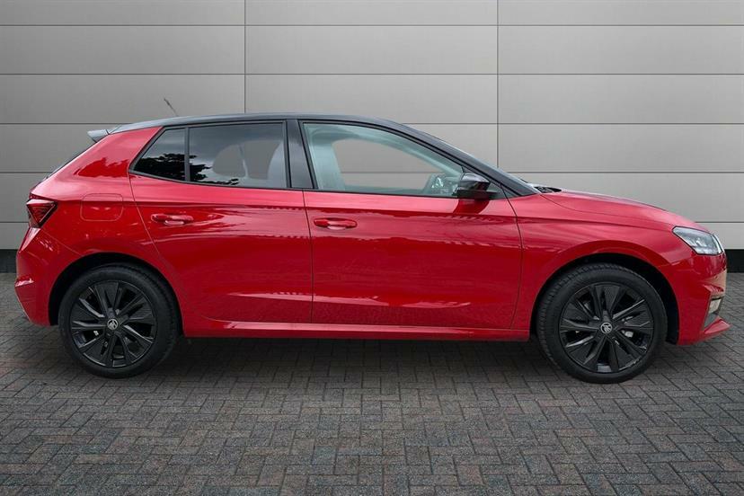 Skoda Fabia 1.0 Tsi 116 Design Edition ET75DYX Red #4