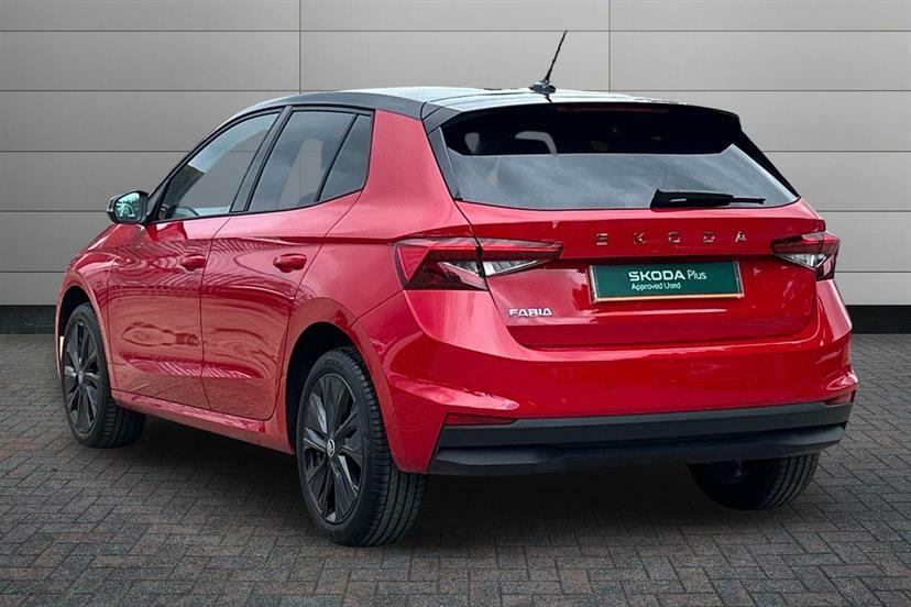 Skoda Fabia 1.0 Tsi 116 Design Edition ET75DYX Red #3