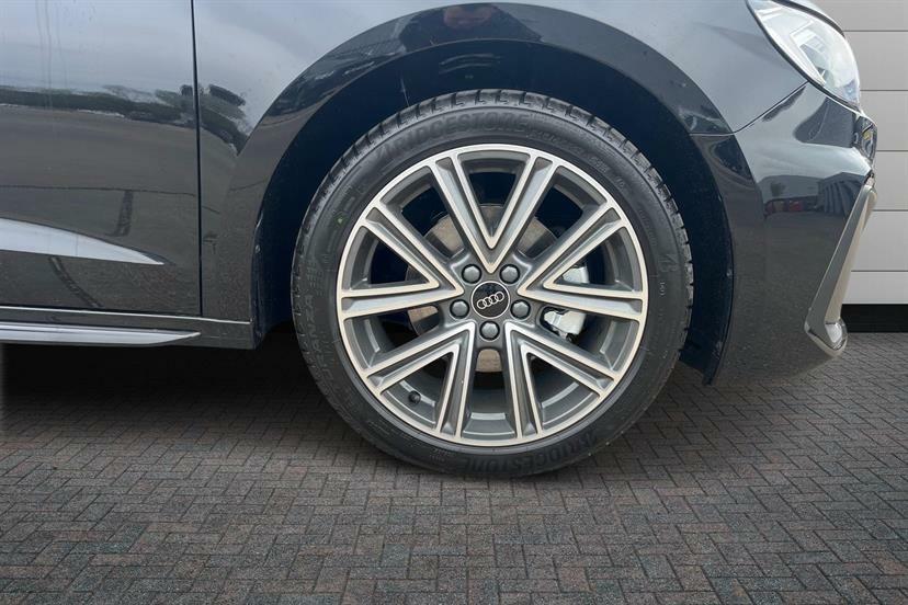 Audi A1 30 Tfsi S Line S Tronic Tech Pack LR26YJX Black #5