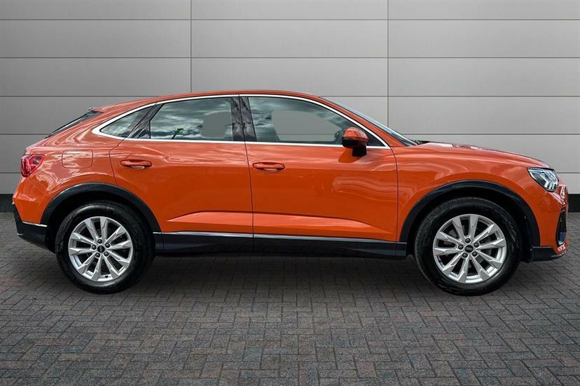 Audi Q3 35 Tfsi Sport Orange #4