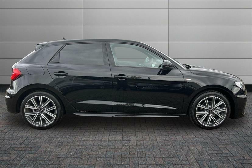 Audi A1 30 Tfsi S Line S Tronic Tech Pack LN26KVG Black #4