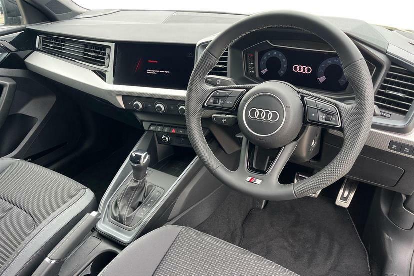 Audi A1 30 Tfsi S Line S Tronic LS26GZX Black #6