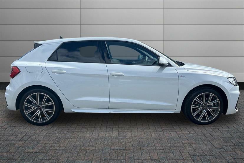 Audi A1 30 Tfsi S Line S Tronic Tech Pack LN26KUY White #4
