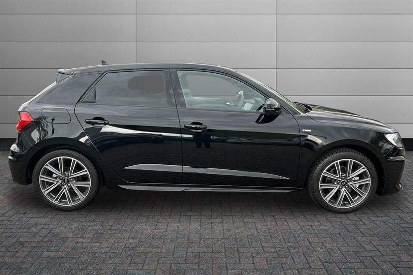 Audi A1 30 Tfsi S Line S Tronic Tech Pack LN26KWX Black #4