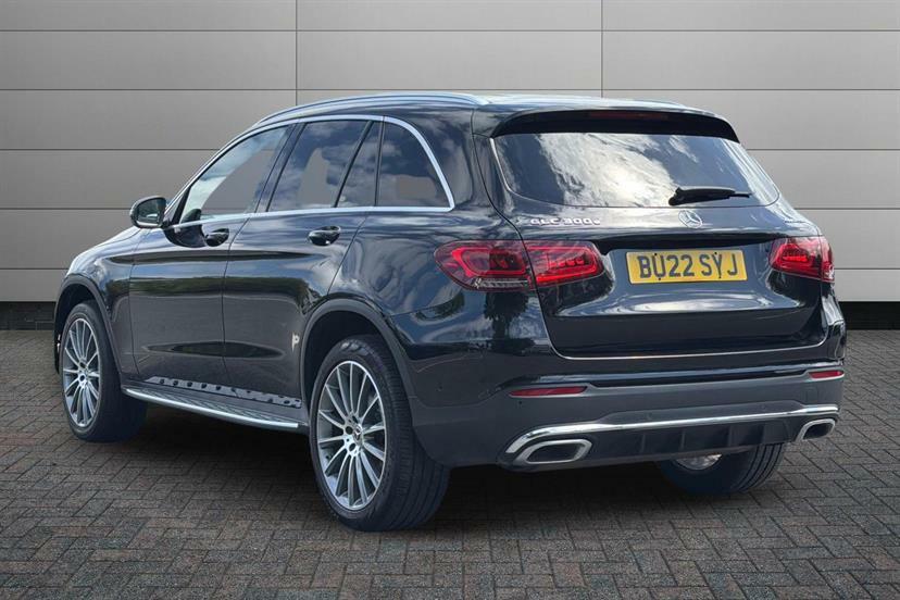 Mercedes-Benz GLC Class 300E 4Matic Amg Line Premium 9G-tronic BU22SYJ Black #2