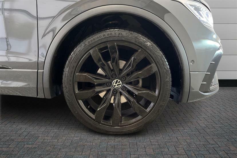 Volkswagen Tiguan 1.5 Tsi 150 Black Edition Dsg VU24FWW Grey #5