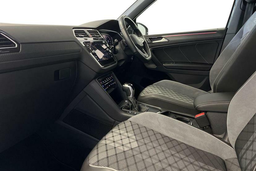 Volkswagen Tiguan 1.5 Tsi 150 Black Edition Dsg VU24FWW Grey #2
