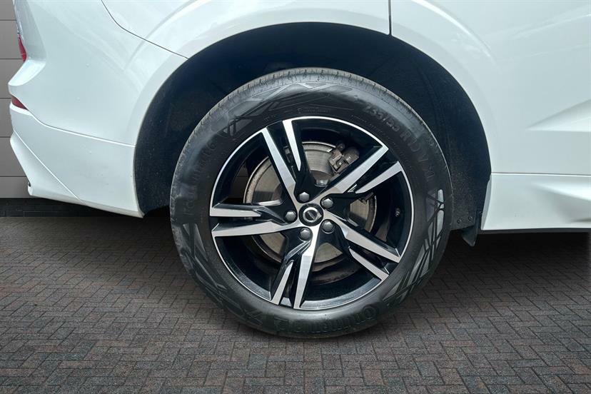 Volvo XC60 2.0 B4d R Design Awd Geartronic YR22YNU White #5