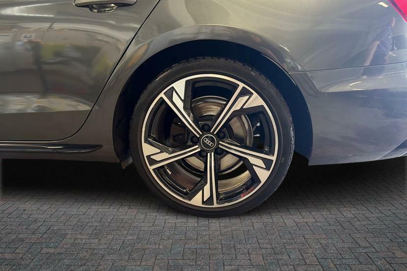 Audi A4 40 Tdi 204 Quattro Black Edn S Tronic Cs EK23FTE Grey #5