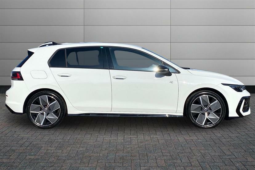 Volkswagen Golf 1.5 Etsi 150 Black Edition Dsg MV26YPZ White #4