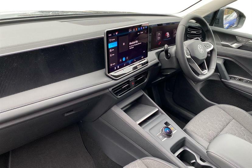 Volkswagen Tiguan 1.5 Etsi 150 Match Dsg MV26YPU Grey #2