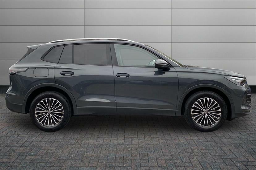 Volkswagen Tiguan 1.5 Etsi 150 Match Dsg MV26YPU Grey #4