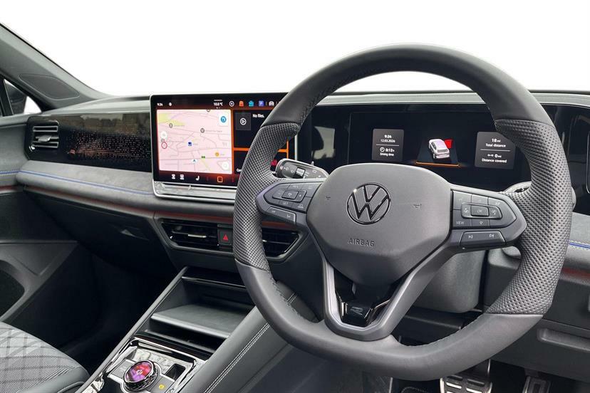 Volkswagen Tiguan 1.5 Etsi 150 R-line Dsg LV26PCU Black #6