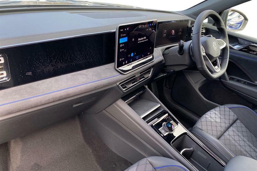Volkswagen Tiguan 1.5 Etsi 150 R-line Dsg MV26YRG Grey #2