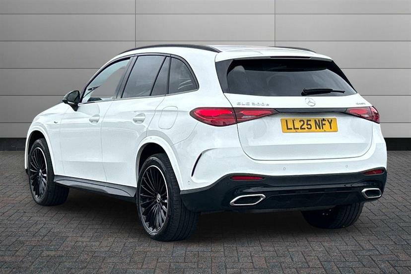 Mercedes-Benz GLC Class 300E 4Matic Urban Edition 9G-tronic LL25NFY White #2