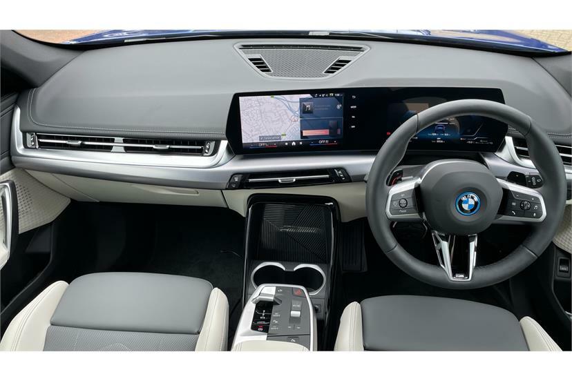 BMW X1 Xdrive 30E M Sport Step EA26HFL Blue #4