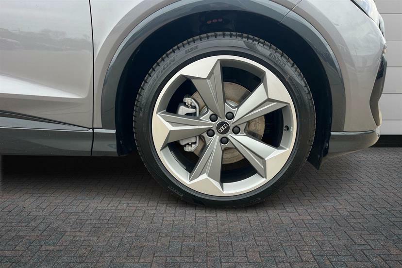 Audi Q4 E Tron 210Kw 45 82Kwh Black Edition Tech Pack LS26VOT Grey #5