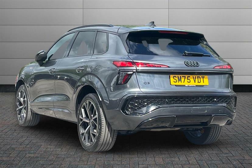 Audi Q3 2.0 Tdi Edition 1 S Tronic SM75VDT Grey #3