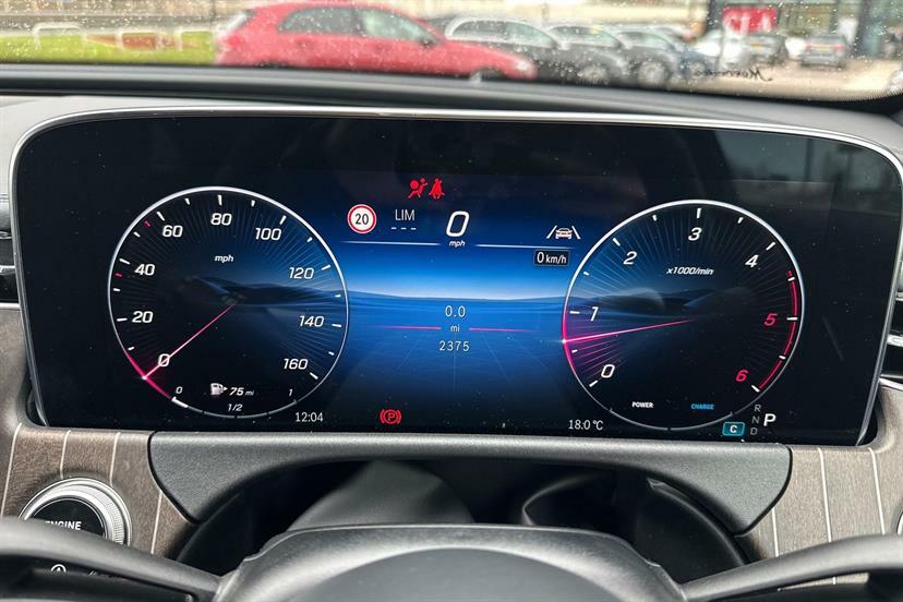 Mercedes-Benz E Class E220d Exclusive Premium 9G-tronic Black #6