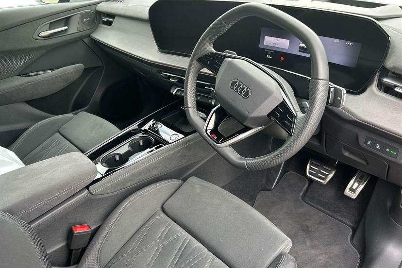 Audi Q3 2.0 Tfsi 265 Quattro Launch Edition Plus S Tro LN26KVK Blue #6