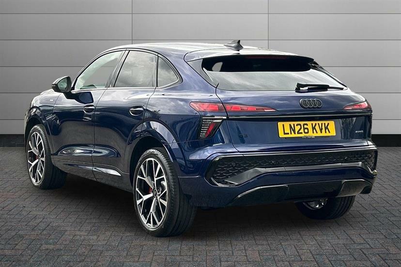 Audi Q3 2.0 Tfsi 265 Quattro Launch Edition Plus S Tro LN26KVK Blue #3