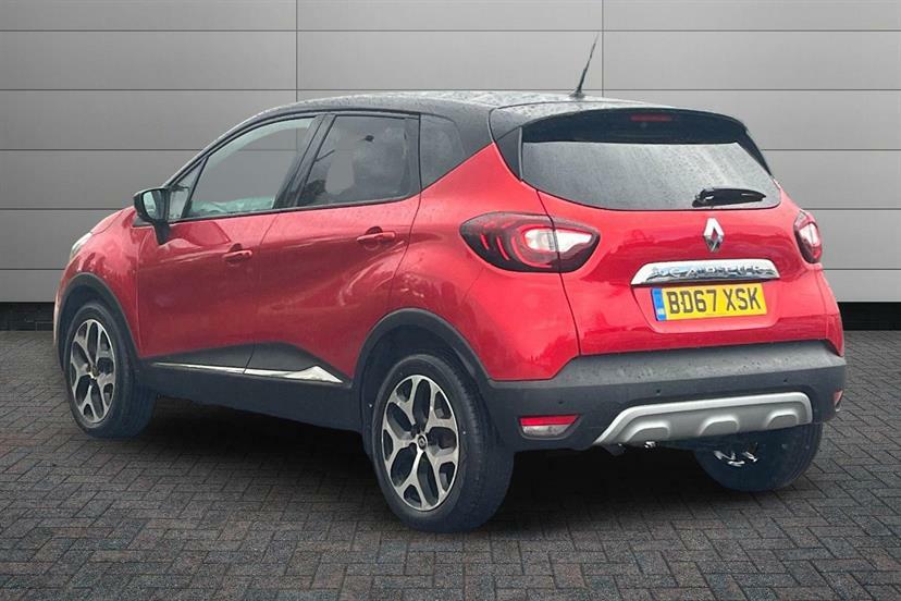 Renault Captur 0.9 Tce 90 Signature X Nav BD67XSK Red #3