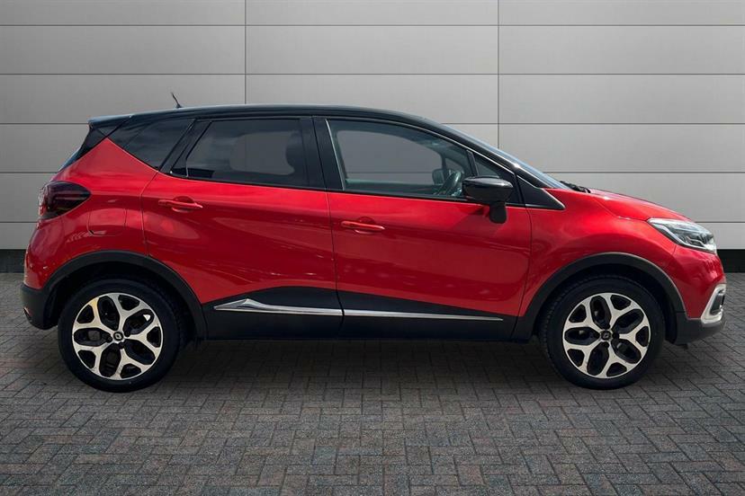 Renault Captur 0.9 Tce 90 Signature X Nav BD67XSK Red #4