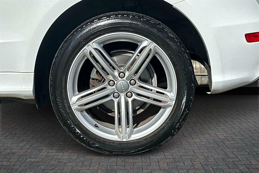 Audi Q5 2.0 Tdi 190 Quattro S Line Plus S Tronic EK66VJN White #5