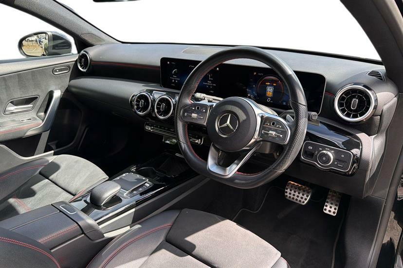 Mercedes-Benz A Class A180 Amg Line Executive CX70YJM Black #5