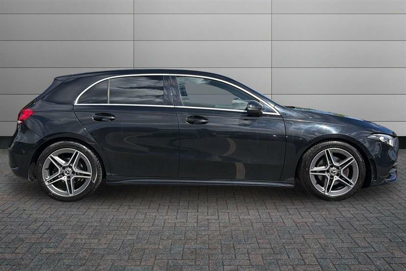 Mercedes-Benz A Class A180 Amg Line Executive CX70YJM Black #3