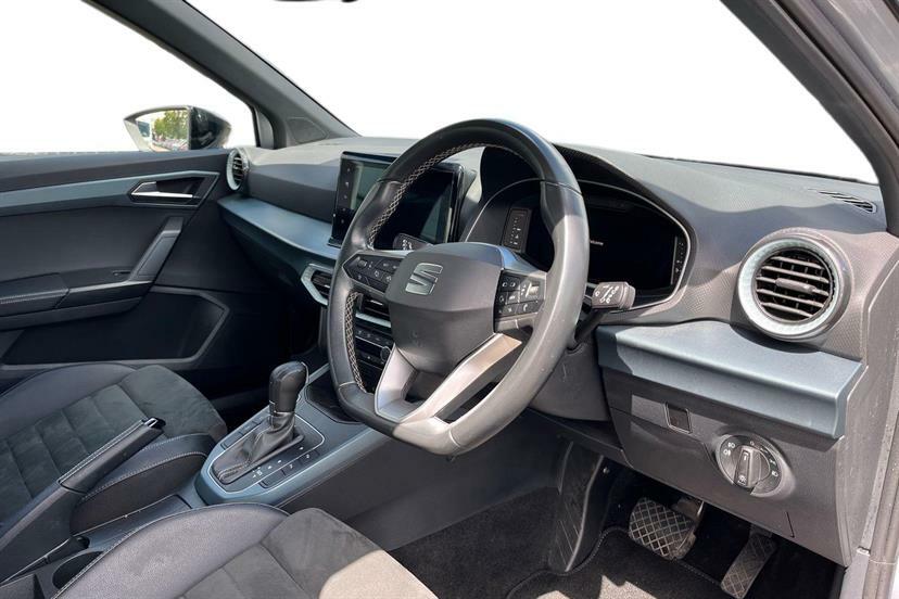 Seat Arona 1.0 Tsi 110 Xperience Lux Dsg BV23YCU Black #6