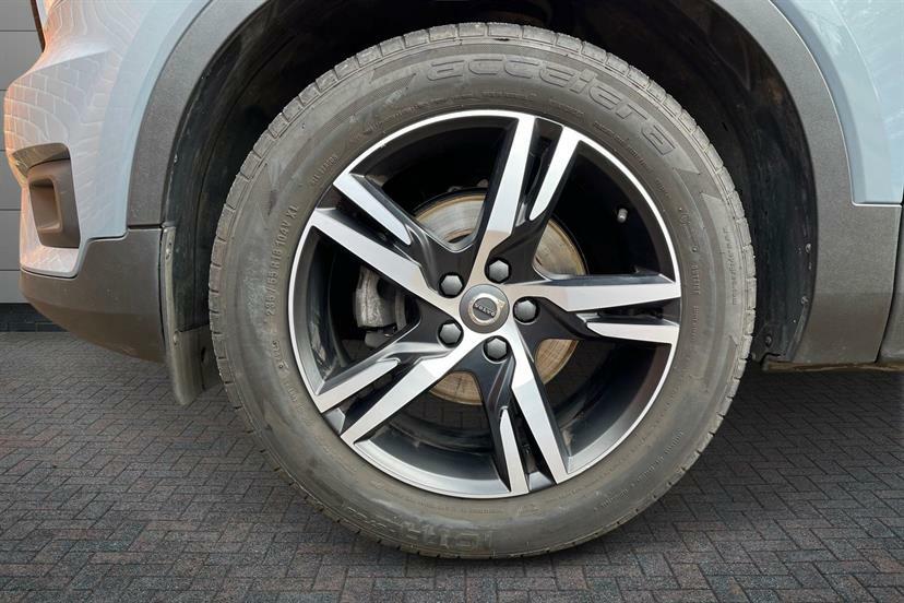 Volvo XC40 1.5 T3 163 R Design BJ70UWO Grey #5