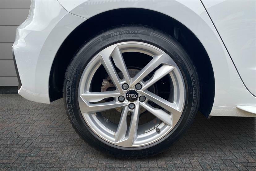 Audi A1 30 Tfsi 110 S Line LM72VNE White #5