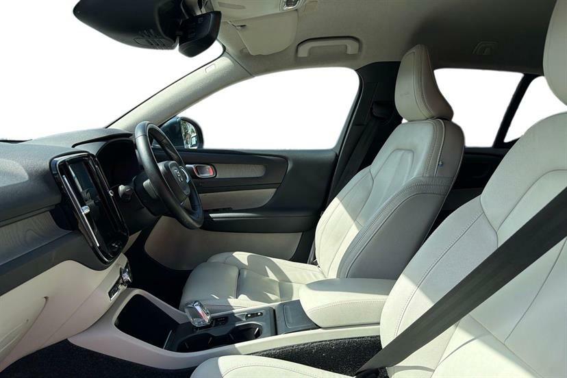 Volvo XC40 2.0 D4 190 Inscription Pro Awd Geartronic YV68ENE Blue #2