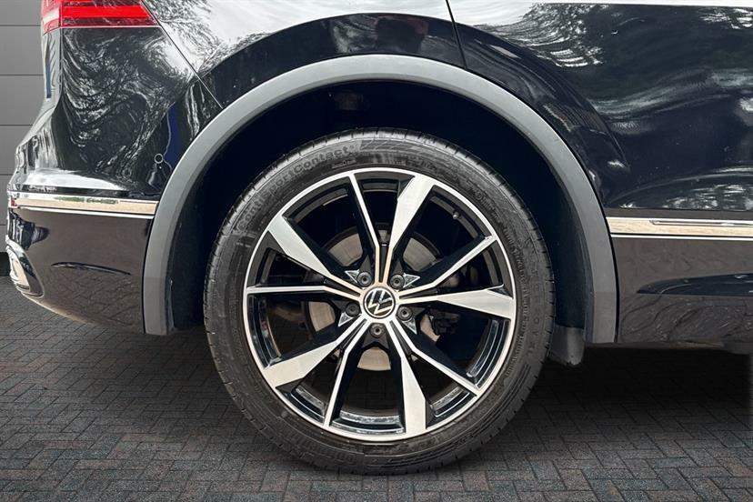 Volkswagen Tiguan 1.5 Tsi 150 R-line Dsg PL72WZV Black #5