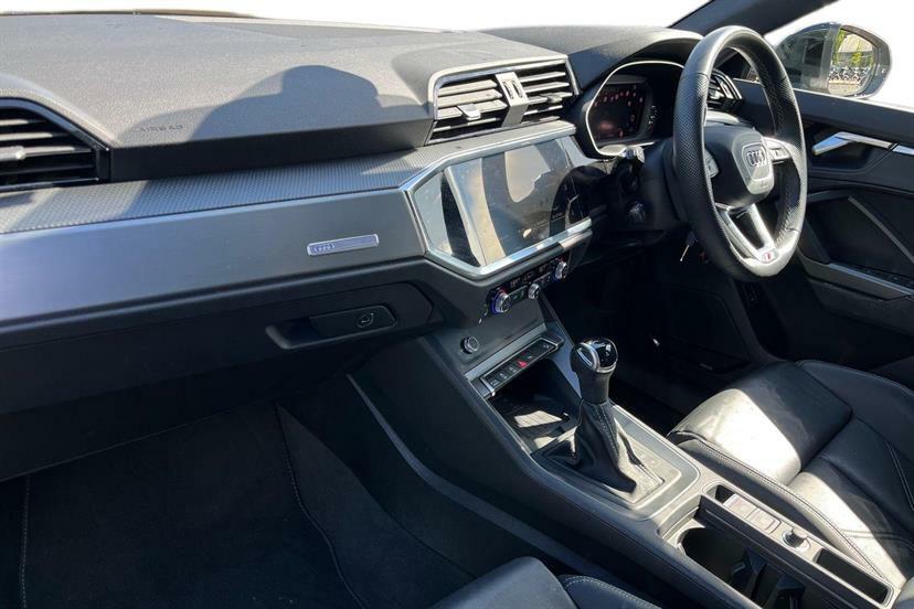 Audi Q3 35 Tfsi S Line S Tronic Tech Pack LL24ZHB Black #2